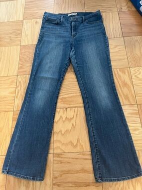 Levi’s Slimming Bootcut Jeans - Women’s 31